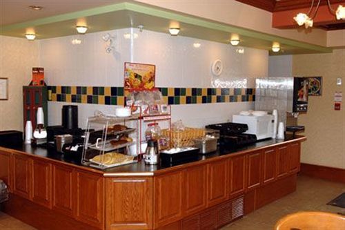 Lakeview Inns & Suites - ฮินตัน ภายนอก รูปภาพ